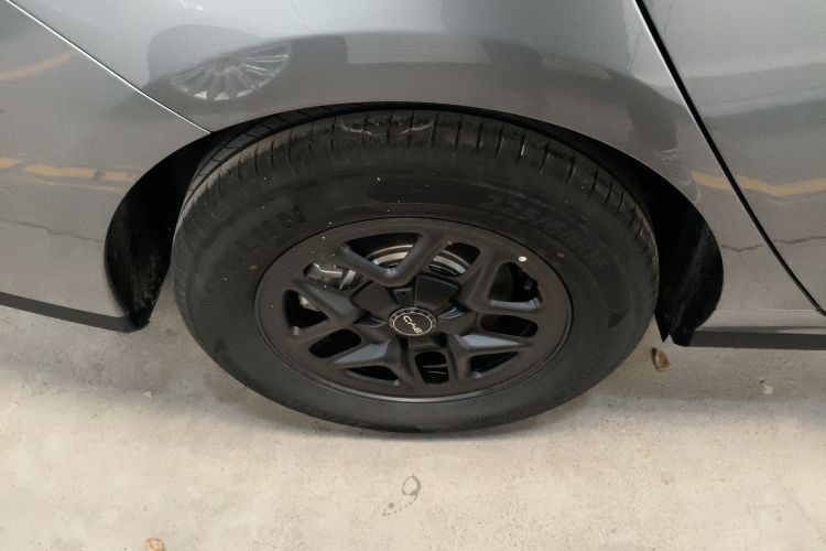 BYD Seal 05 DM-i 2025 #10 BYD Seal 05 DM-i 2025 car image #10