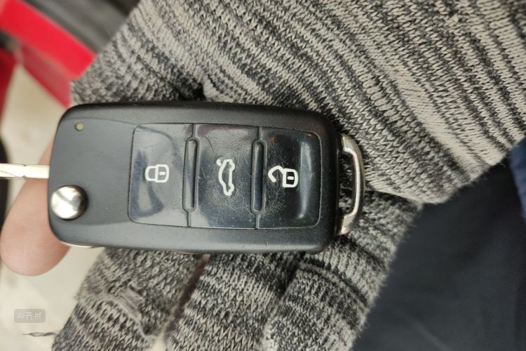 Skoda Fabia 2016 immagine di auto #10