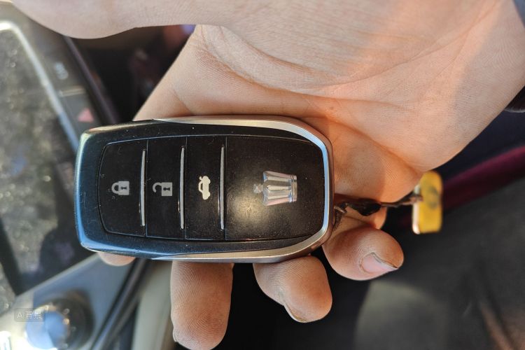 丰田 皇冠 2015 汽车图片 #10