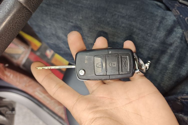 Forthing JOYEAR X5 2018 #10 Forthing JOYEAR X5 2018 car image #10