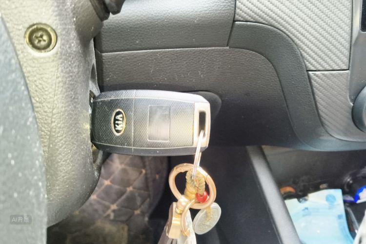 Kia K3 2017 car image #10