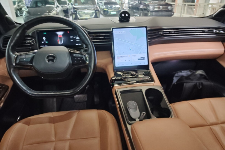 NIO ES8 2022 car image #10