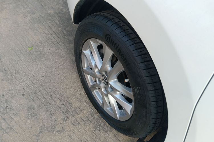 Mazda 3 Axela 2018 imagem de carro #10