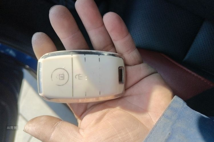 Kia Rio Cross 2018 car image #10