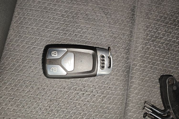 Audi Q5L Sportback 2021 car image #10