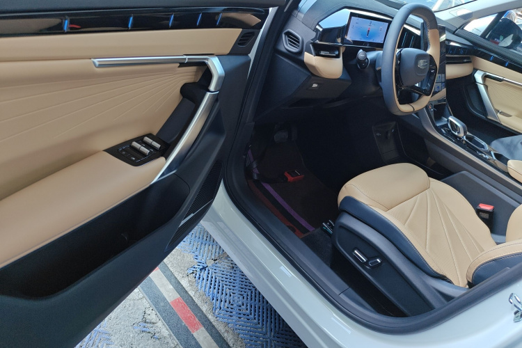 GEELY Boyue L 2024 #10 GEELY Boyue L 2024 car image #10