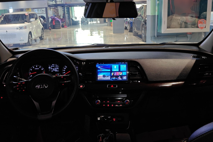 起亚 起亚K4 2017 汽车图片 #10