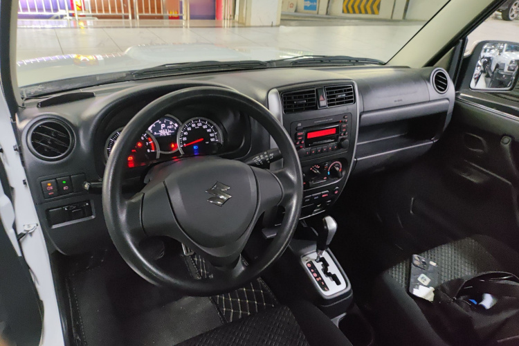 Suzuki Jimny (Imported) 2017 immagine di auto #10