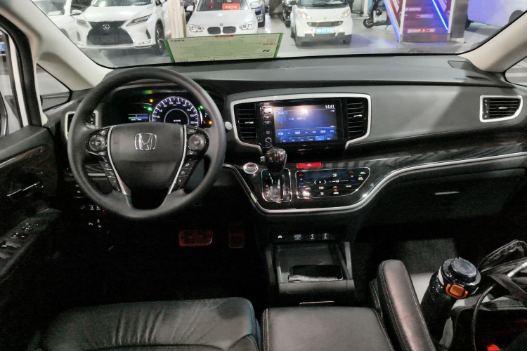 Honda ODYSSEY 2019 #10 Honda ODYSSEY 2019 car image #10