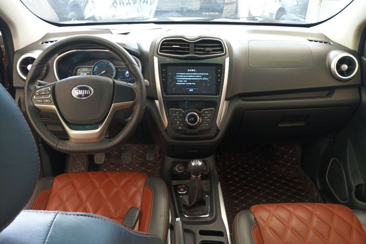 SWM斯威汽车 SWM斯威X3 2019 汽车图片 #10