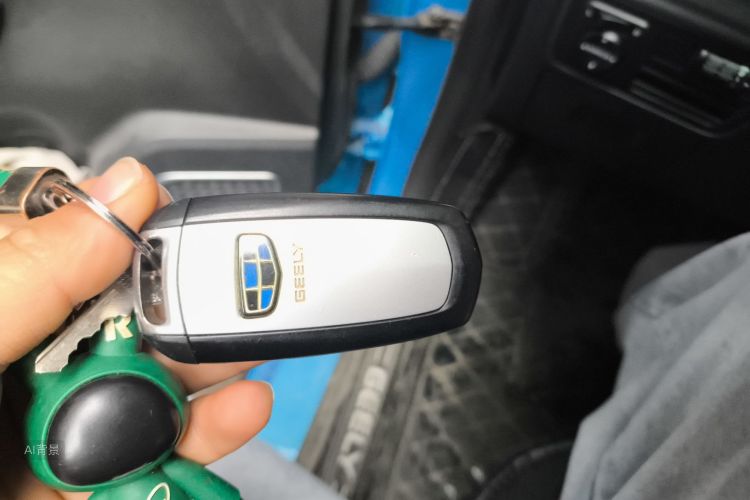 Vision X3 2018 car image #10