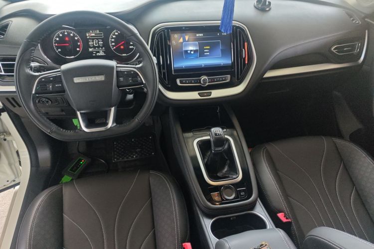 X70M 2020 car image #10
