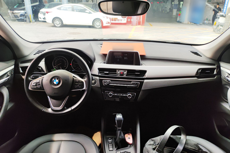 BMW X1 2017 car image #10