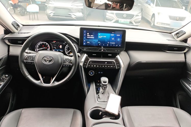 Toyota Venza 2023 immagine di auto #10