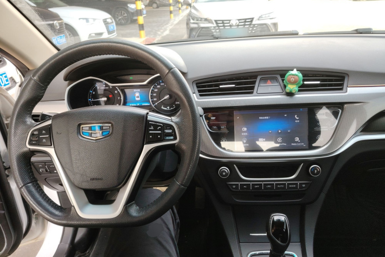 Emgrand 2017 #10 Emgrand 2017 car image #10