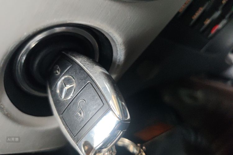 Mercedes-Benz GLK Class 2015 car image #10