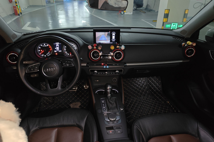 Audi A3 2019 car image #10