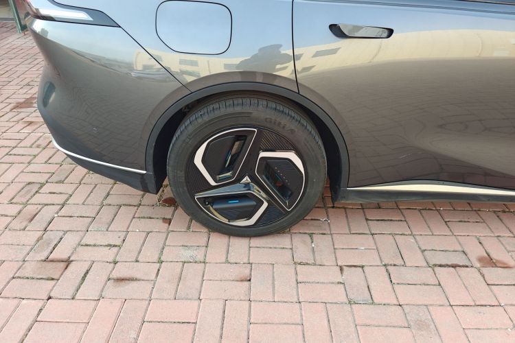 Deepal L07 2025 imagem de carro #10