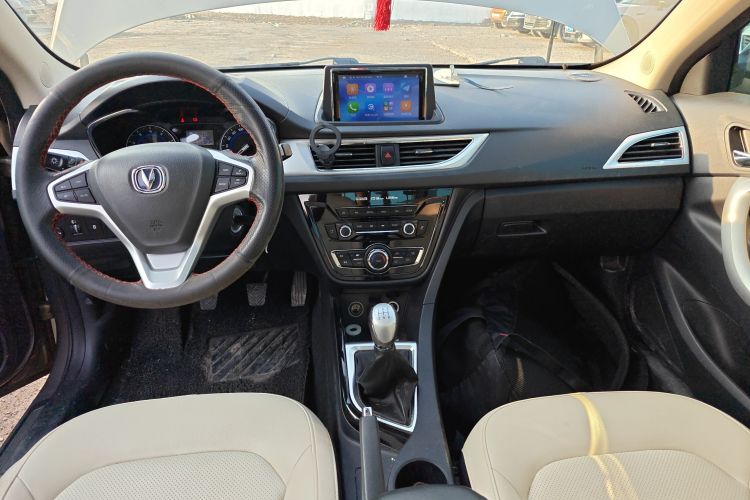 Changan Alsvin V7 2017 car image #10