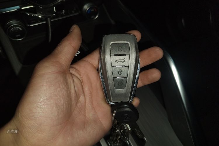 GEELY Coolray 2019 #10 GEELY Coolray 2019 car image #10