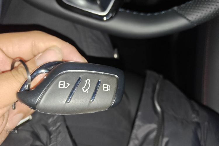 MG 2025 car image #10