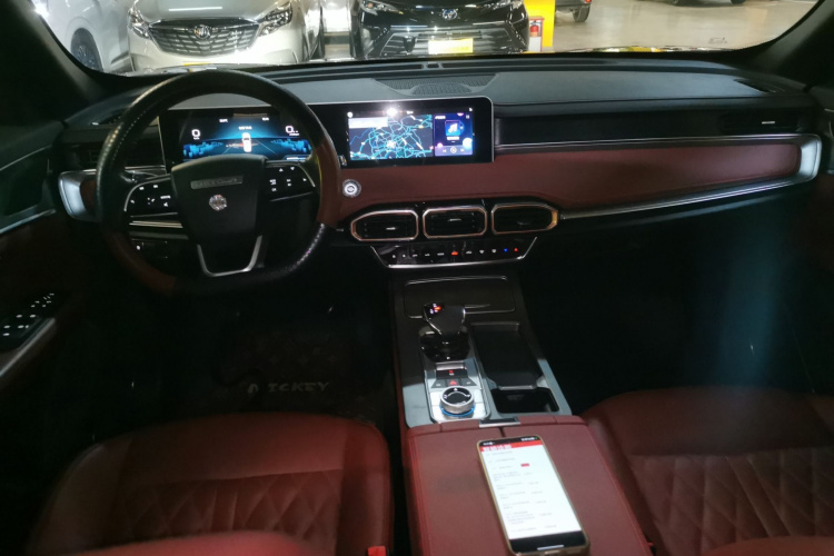 X70 PLUS 2024 car image #10