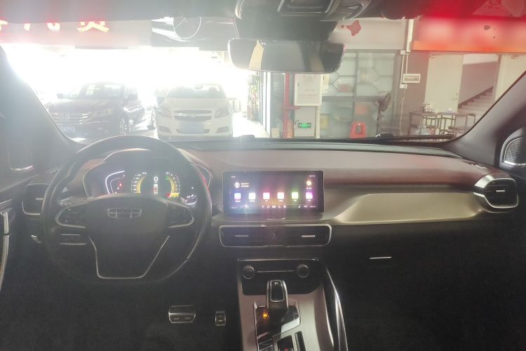 GEELY Coolray 2019 immagine di auto #10