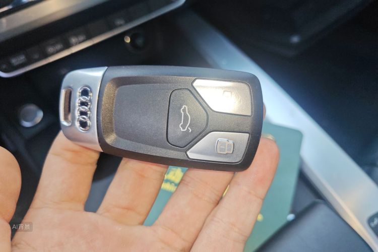 Audi A4L 2018 #10 Audi A4L 2018 car image #10