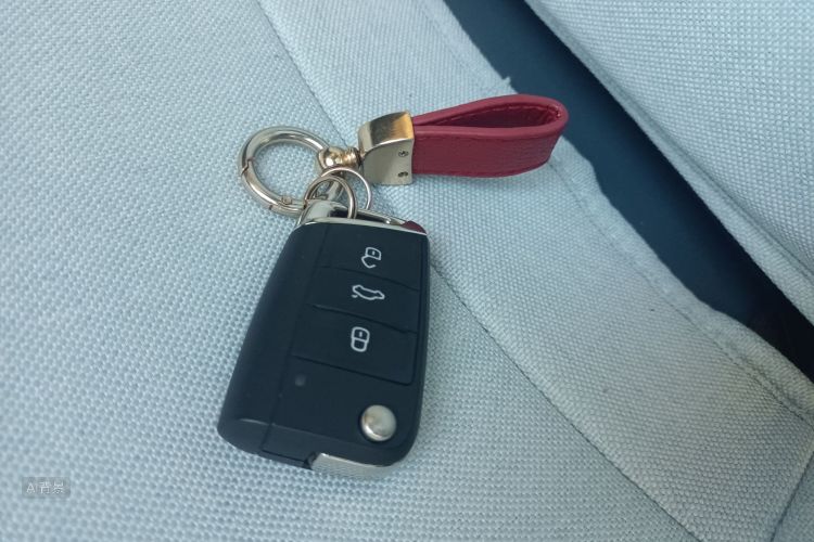 Volkswagen Tharu 2025 car image #10