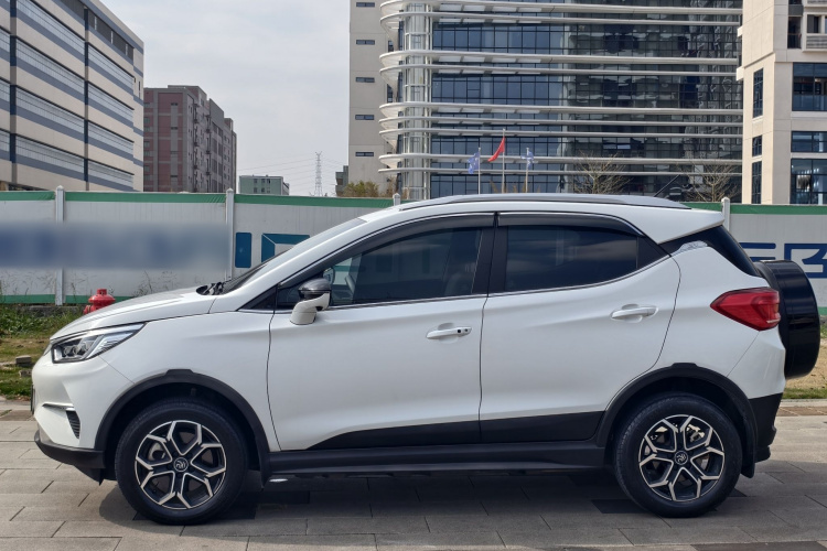 BYD Yuan Pro 2022 immagine di auto #10