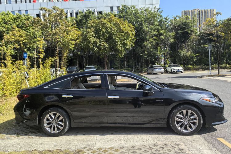 Toyota Avalon 2020 car image #10