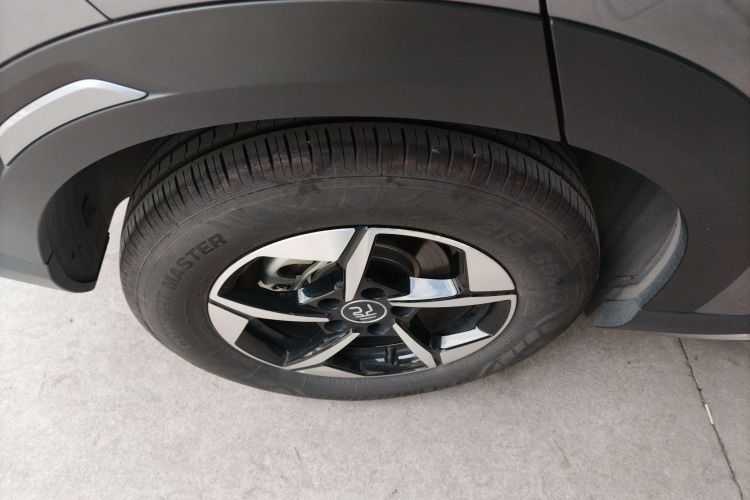 BYD YuanUP 2025 car image #10