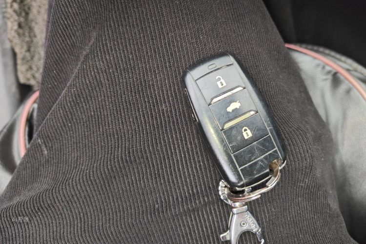 长安 长安CS75 2015 #10 长安 长安CS75 2015 汽车图片 #10