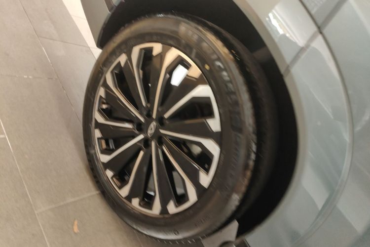 Chery Tiggo 9 2023 car image #10