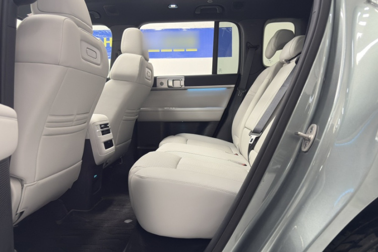 FangChengBao Tiger 7 2025 car image #10