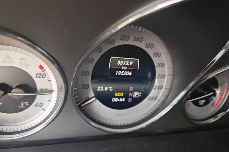 Mercedes-Benz GLK Class 2015 #10 Mercedes-Benz GLK Class 2015 car image #10