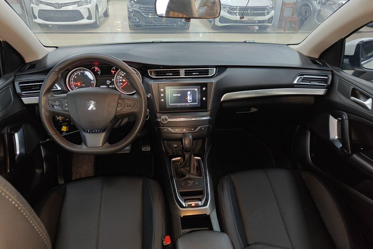 Peugeot 408 2015 #10 Peugeot 408 2015 car image #10