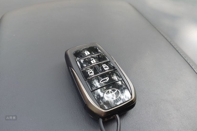 Toyota Vellfire 2020 immagine di auto #10