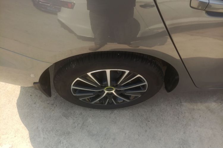 Roewe i5 2021 #10 Roewe i5 2021 car image #10