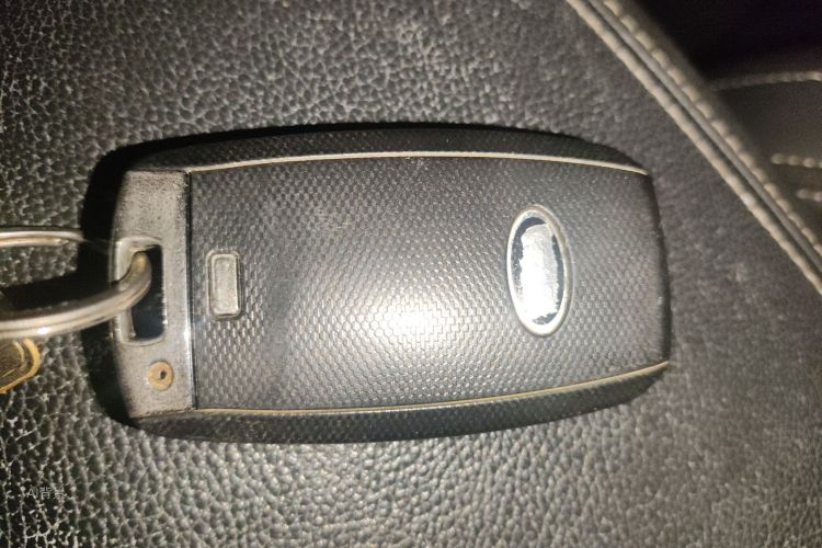 Kia KX5 2016 صورة سيارة #10