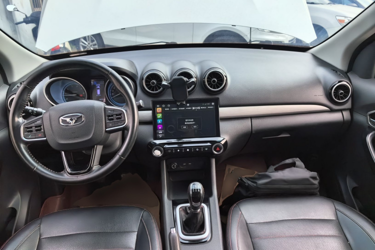 Kaiyi V3 2016 car image #10