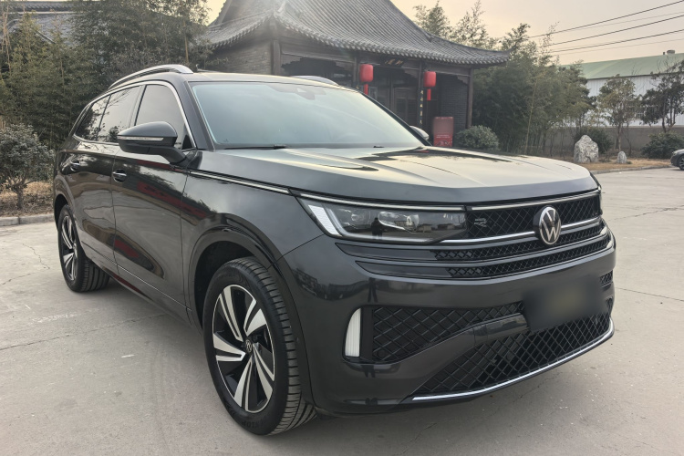 Volkswagen Tavendor 2023 immagine di auto #10