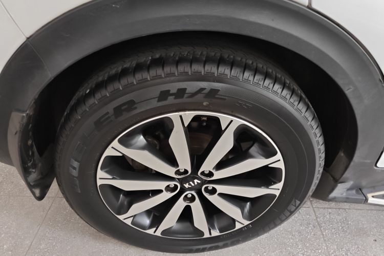 Kia KX5 2016 صورة سيارة #10