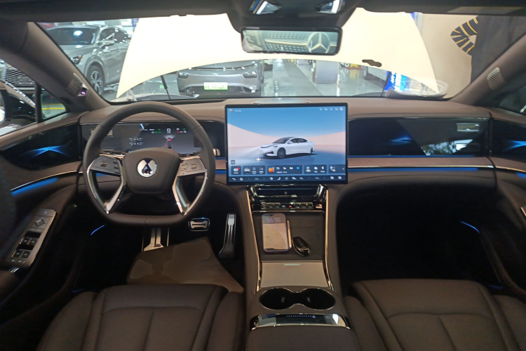 Denza Z9 2024 #10 Denza Z9 2024 car image #10