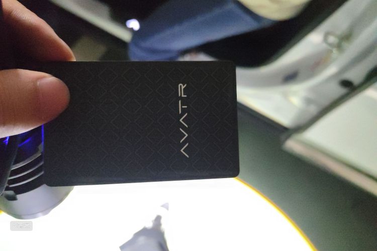 Avatr 11 2024 car image #10