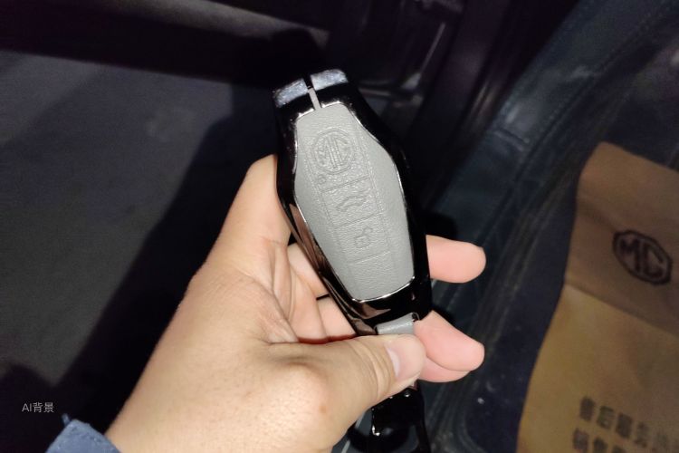 MG 7 2024 car image #10