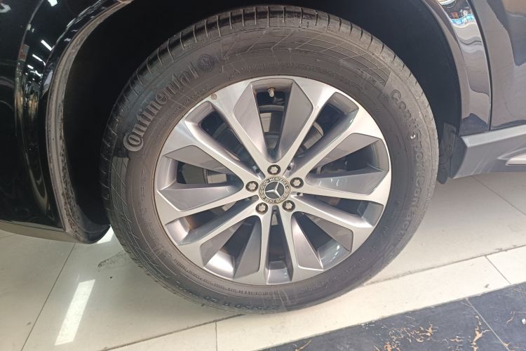 Mercedes-Benz GLE Class 2023 immagine di auto #10