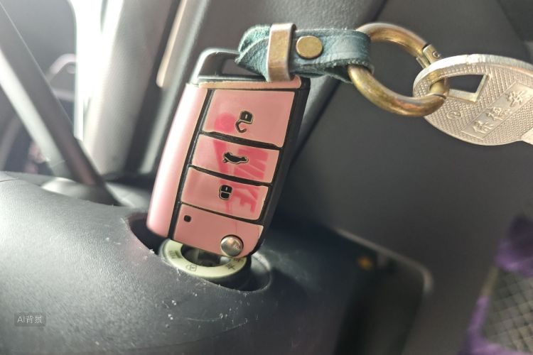 Volkswagen Tacqua 2020 изображение автомобиля #10