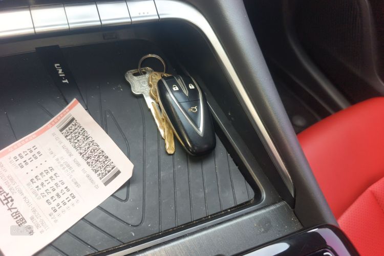 Changan UNI-T 2020 car image #10