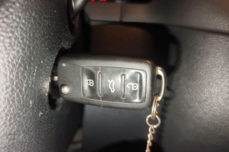 Volkswagen Tiguan 2016 car image #10